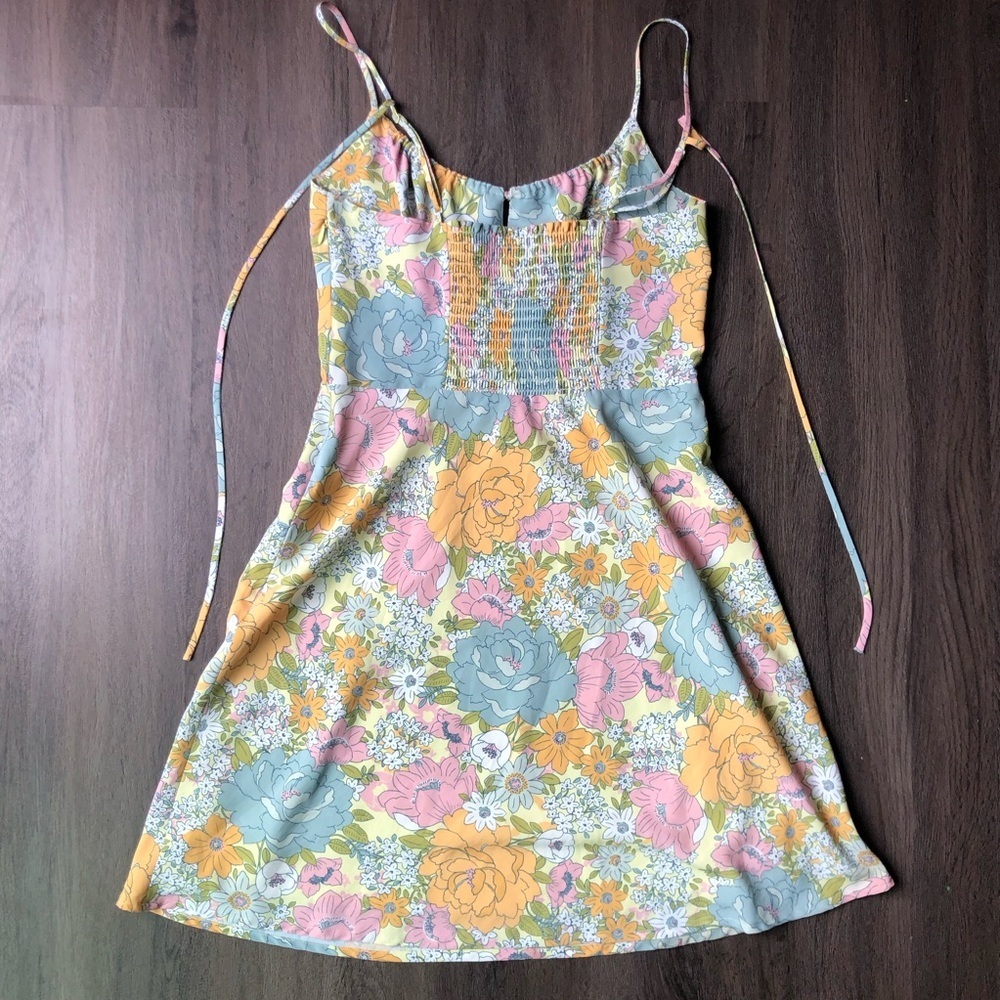 WAYF Floral Tie-front Mini Dress Size Small Retro Hippie Sundress Babydoll - Picture 5 of 9